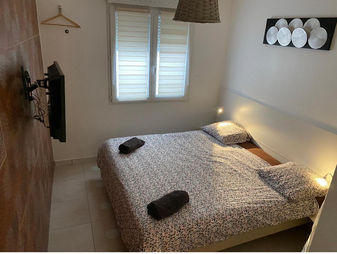Appartements Meublees A Cote De L'Aeroport Marseille Provence Marignane Extérieur photo